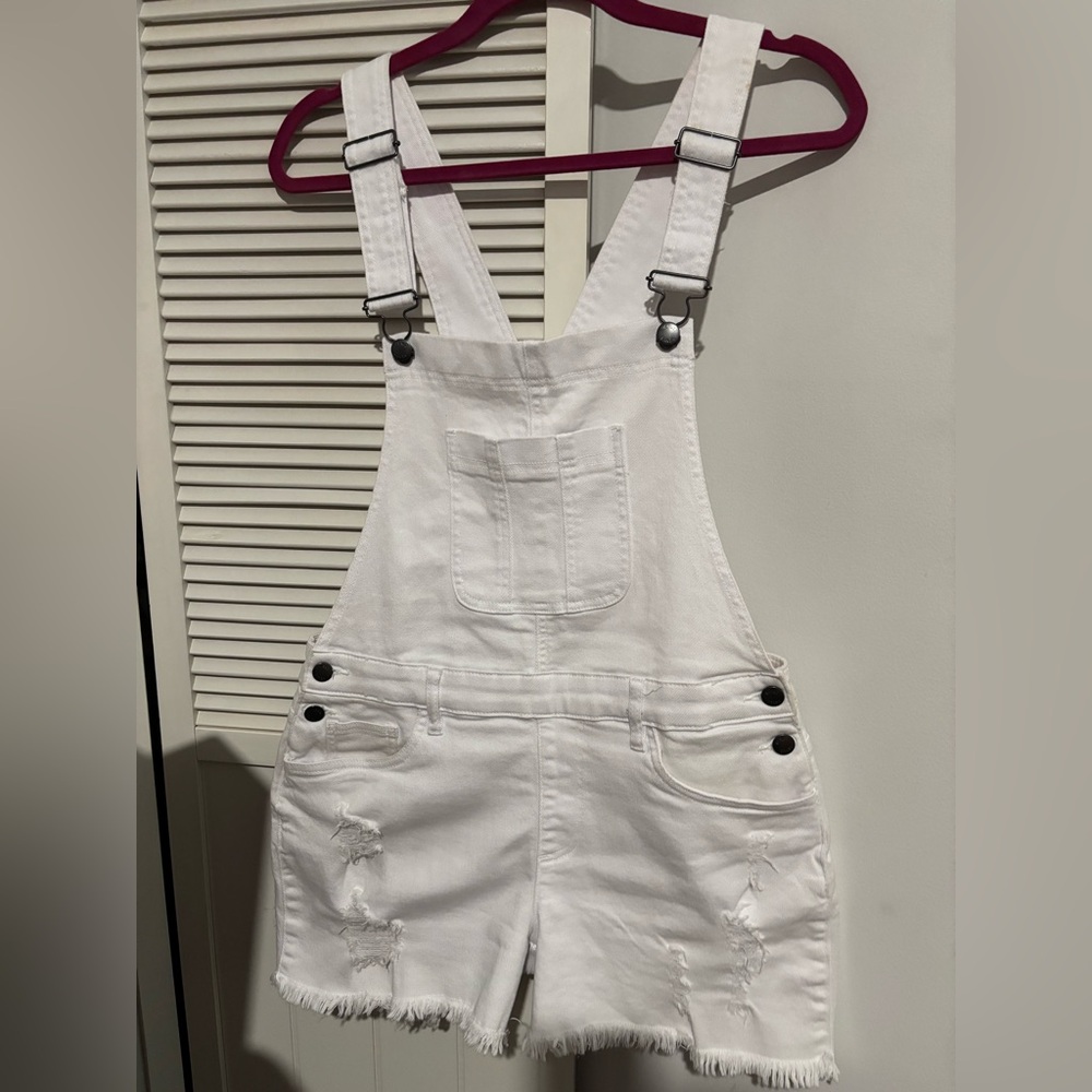 VENUS White Jean Shorts Distressed Denim